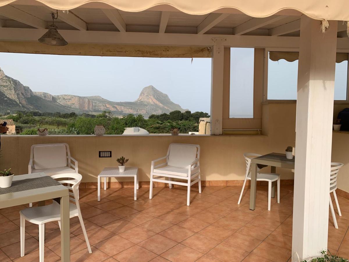 Hotel Cala di Ponente Castelluzzo Esterno foto