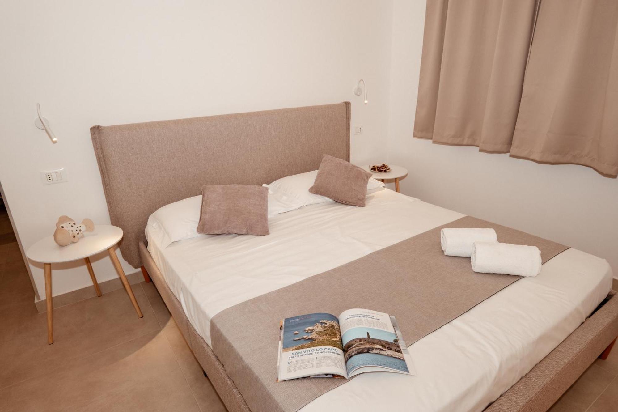 Hotel Cala di Ponente Castelluzzo Esterno foto