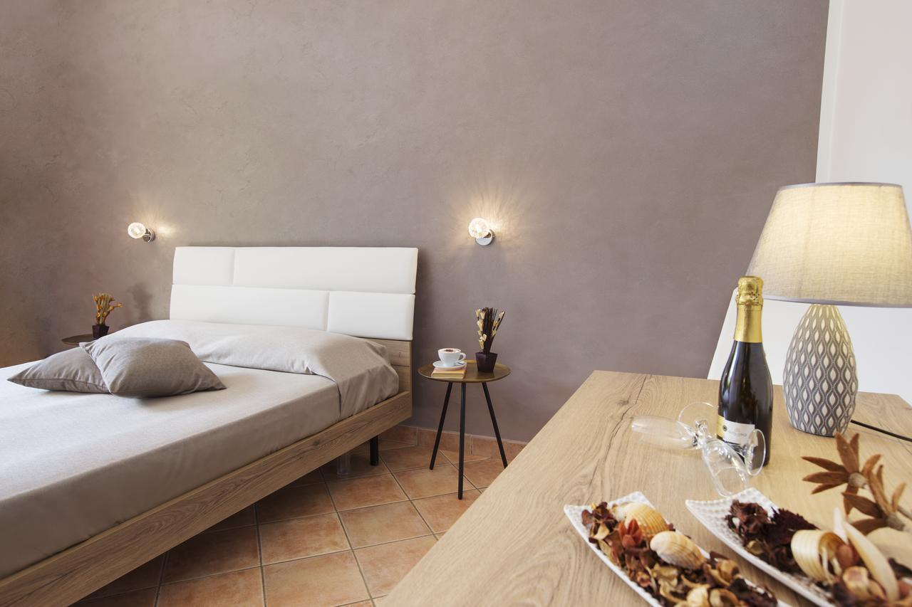Hotel Cala di Ponente Castelluzzo Esterno foto