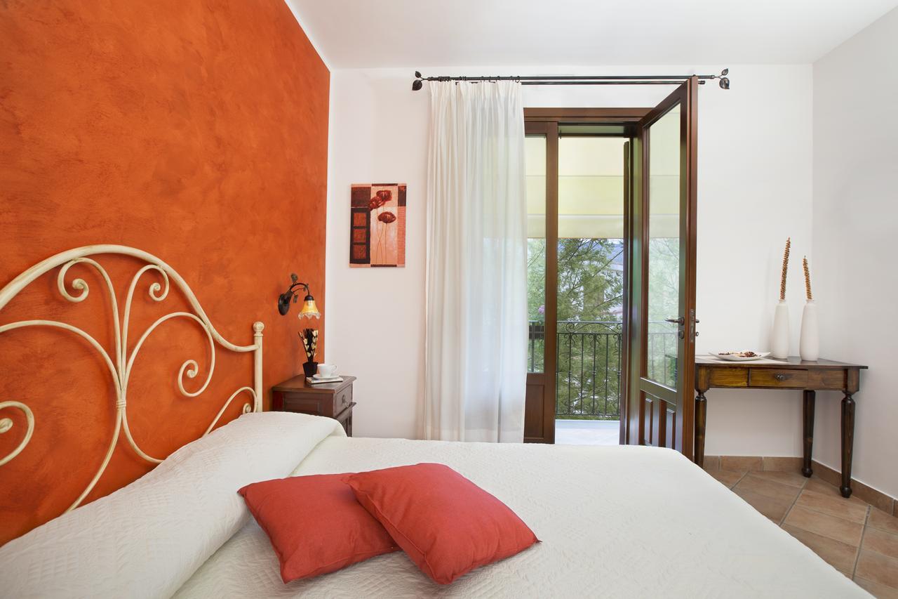 Hotel Cala di Ponente Castelluzzo Esterno foto