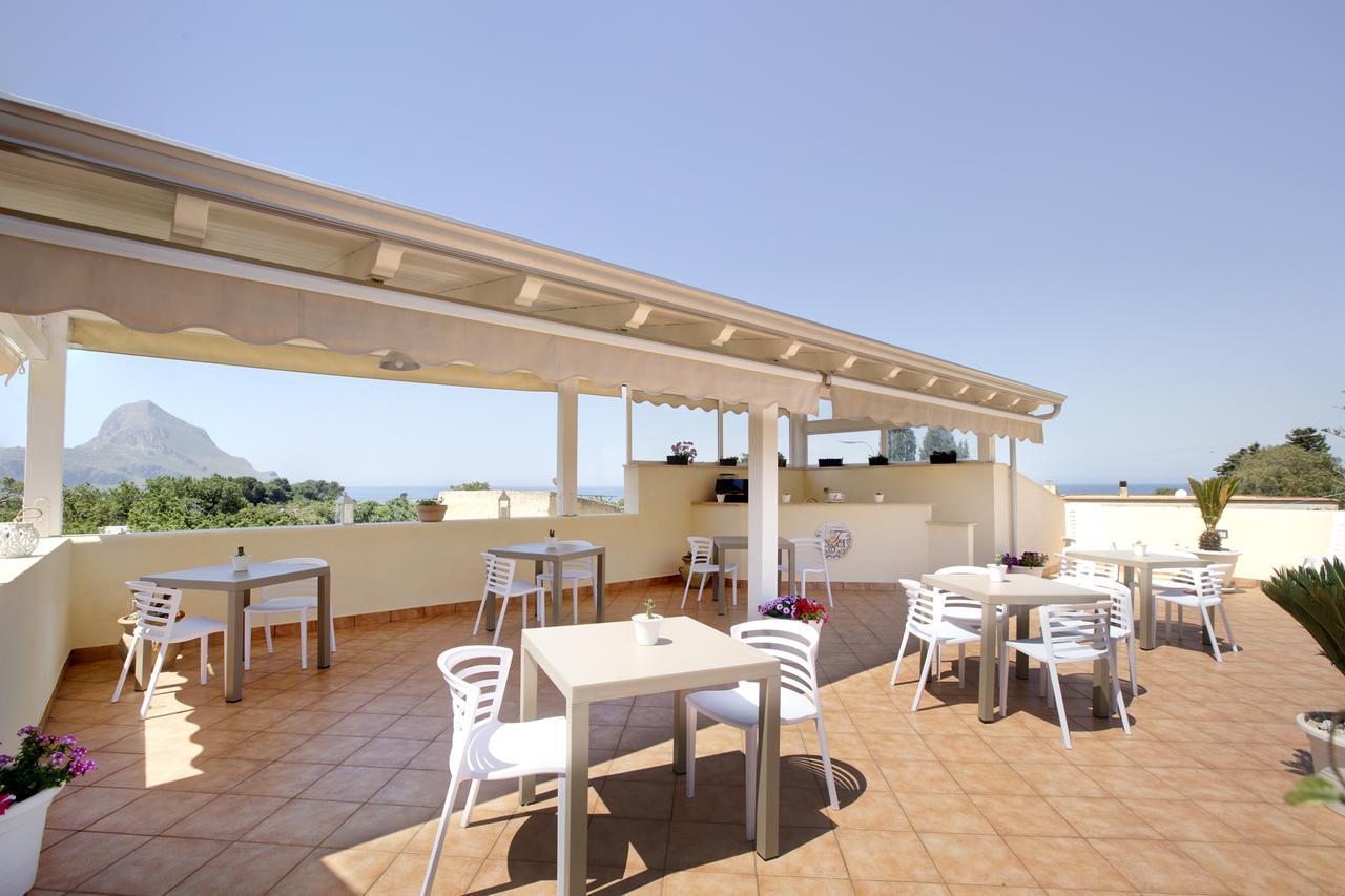 Hotel Cala di Ponente Castelluzzo Esterno foto